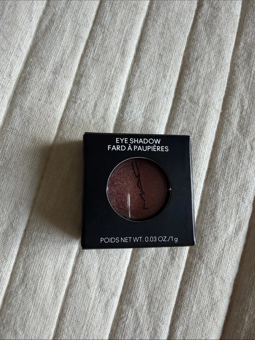 MAC Cosmetics Eye Shadow - kaleidoscope shadeshift chrome